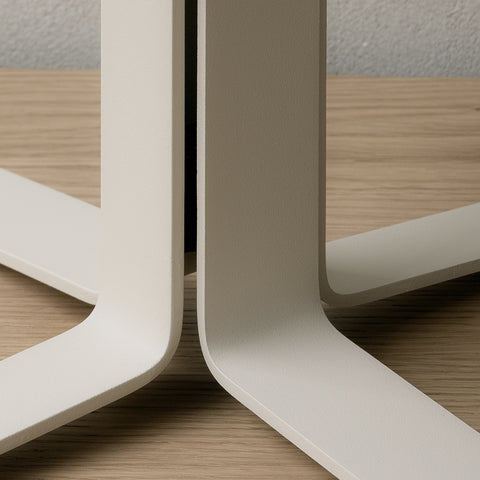 Okolo Table